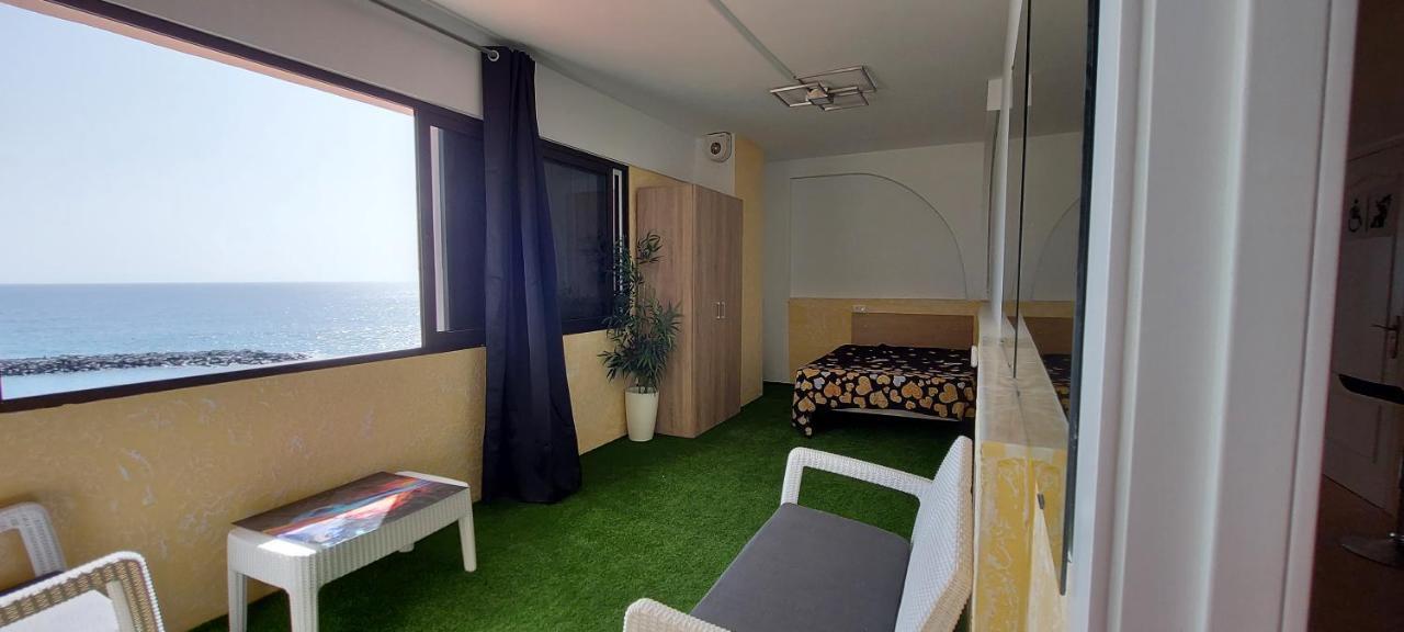 פלאייה דה לאס אמריקס First Line Of The Ocean, 3 Bedrooms & Free Wifi מראה חיצוני תמונה